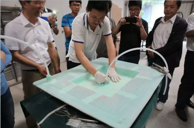 廣東博皓致力于幫助客戶(hù)成長(zhǎng)，為客戶(hù)創(chuàng)造價(jià)值，開(kāi)辦培訓(xùn)班，不遺余力地和他們一起投身到行業(yè)交流互惠的活動(dòng)之中