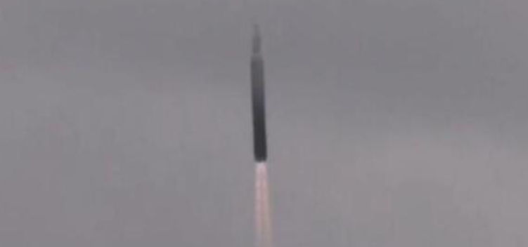 碳纖維復(fù)合材料的技術(shù)壁壘難道真的難以逾越嗎？俄羅斯軍工在碳纖維材料應(yīng)用方面的成功突破在更深層次上說明了，碳纖維技術(shù)壁壘重重，但并非無法逾越