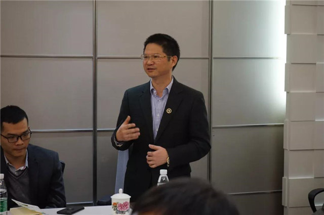 南部地區(qū)不飽和樹脂生產(chǎn)企業(yè)座談會在廣東博皓圓滿舉行，廣東博皓董事長賴厚平先生作了發(fā)言