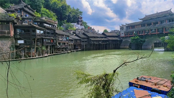 “湘”約鳳凰，相守未來——2022博皓快樂湖南行    -22