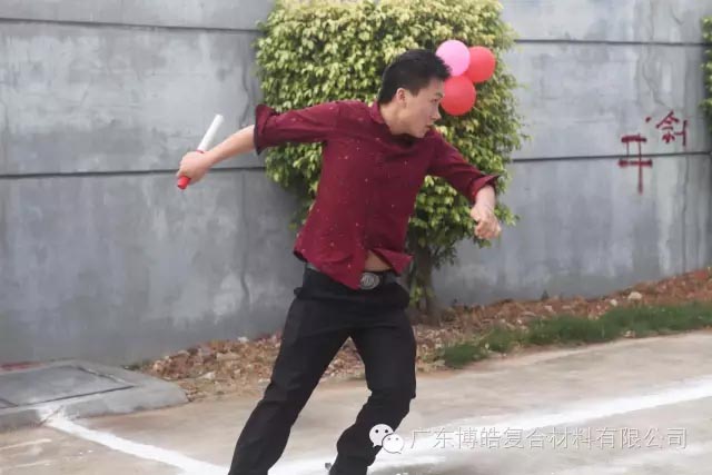 堅(jiān)韌不拔展雄風(fēng)，團(tuán)結(jié)協(xié)作顯氣魄--熱烈慶祝博皓首屆運(yùn)動(dòng)會(huì)隆重召開